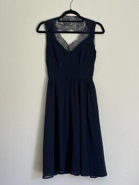 NWT Elise Ryan Navy Lace Dress - Romantic Cocktail / Wedding Guest Dress